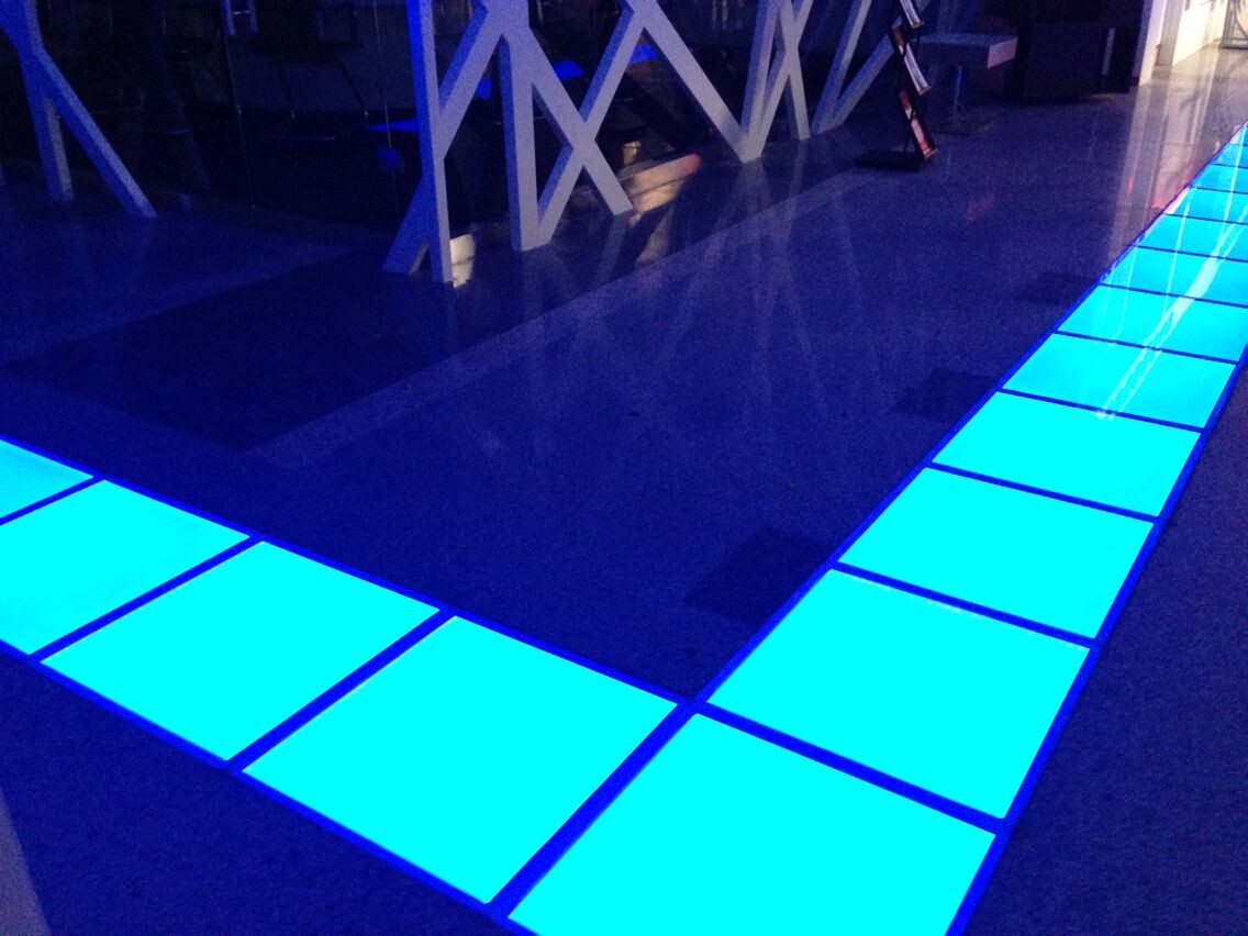 广州嘉庆LED梦幻地板 RGB全彩变色 舞台地砖