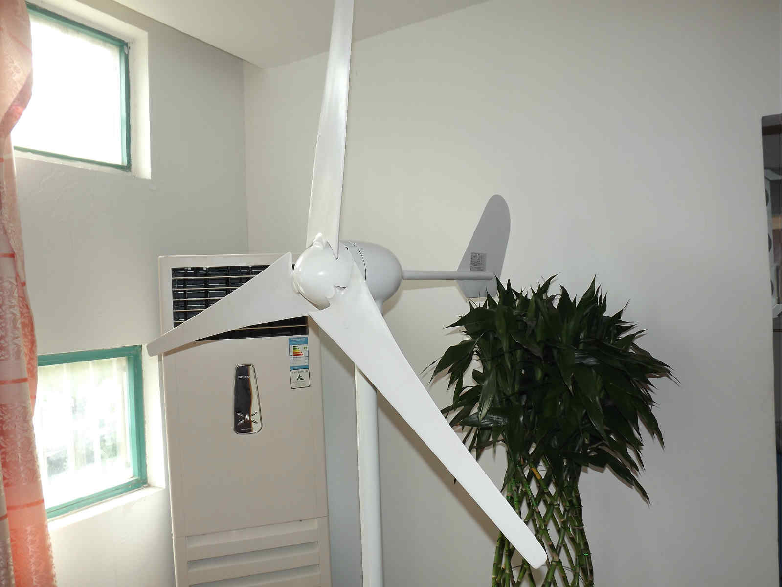 家用300w小型风力发电机