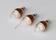 桦桉LED球泡灯5W 7W 贴片节能灯泡 3W球泡灯 E27螺口9005特价