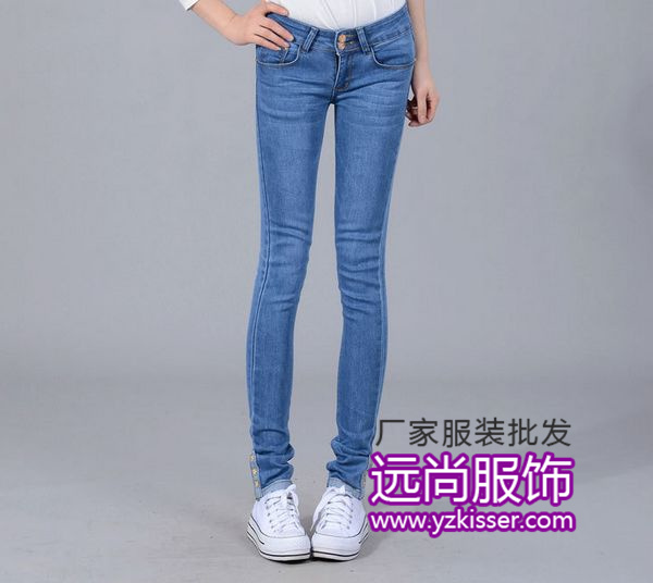 武汉棉衣批发网哪个{zpy}？北京牛仔裤批发网哪个最正规？