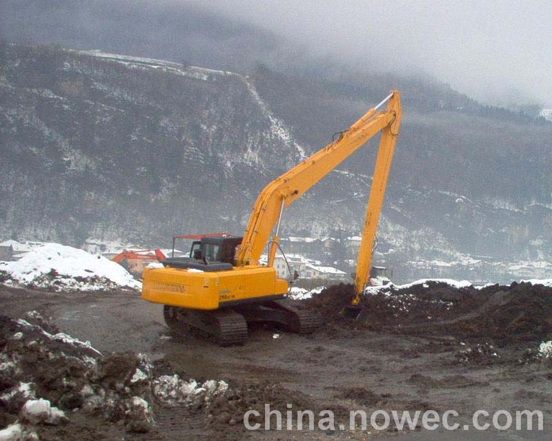 上海挖掘机出租 施工13122524458原始图片2