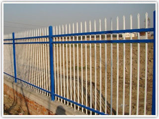 宁夏护栏长低价供应静电喷塑围栏
