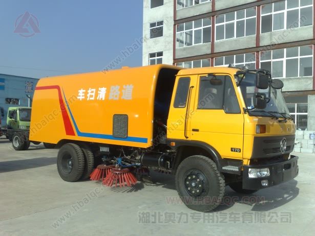 黑龙江省9立方汽油扫地车 建议购买柴油扫路车型号厂家