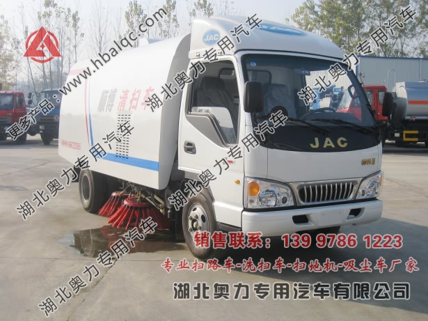 江淮小型机械化自动化环保专业吸尘扫路车作业能力