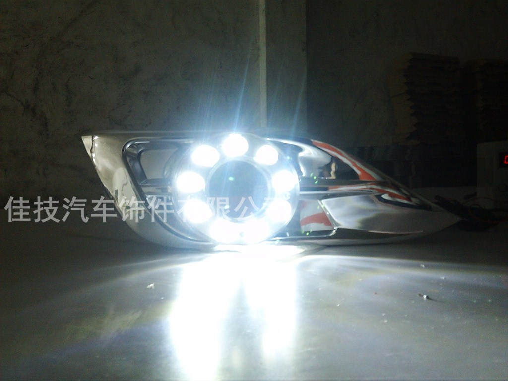 本田2012款CR-V LED日行燈
