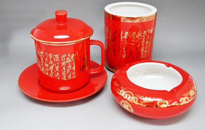 znq典纪念品茶杯，中国红陶瓷杯子