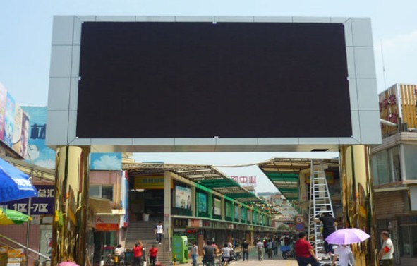 济宁公司LED彩色大屏幕P10显示屏多少钱