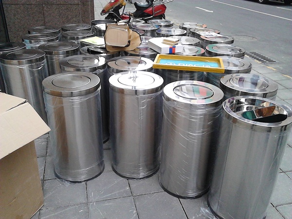 供应万达广场港式垃圾桶 不锈钢垃圾桶 圆形垃圾桶 商场果皮箱 垃圾桶厂家