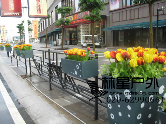 街边挂式摆花欧式花器雕塑小品 厂家定制玻璃钢花盆花钵8035