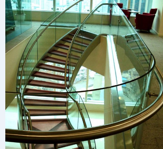 郑州玻璃楼梯 不锈钢玻璃楼梯