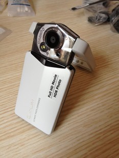 卡西欧TR150白色数码相机低价促销中QQ：908376880  