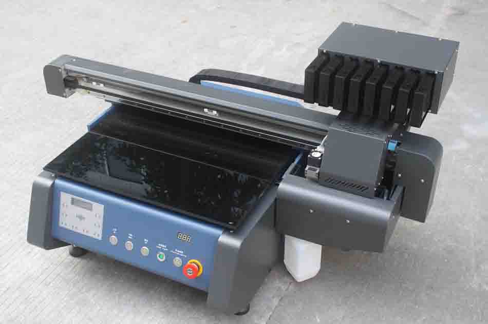手机保护壳彩印机 手机壳数码UV打印机 {wn}喷绘机厂家