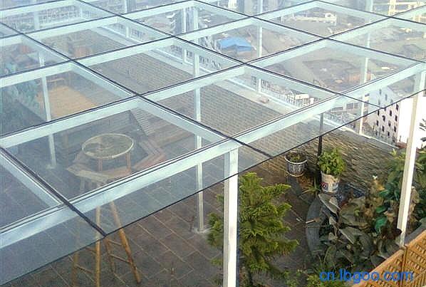 上海钢结构铁皮雨棚 钢结构铁皮雨棚 睿玲钢构