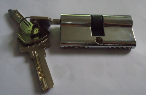 厂家推荐防盗锁芯60MM双开锌壳锌芯锁芯+ 表面镀铬+ 5K电脑铜钥匙