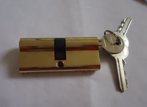 厂家推荐70MM全铜锁芯 表面抛光处理 铜钥匙