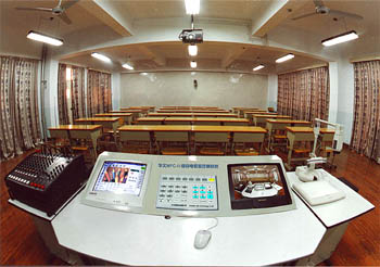 多媒体电教室