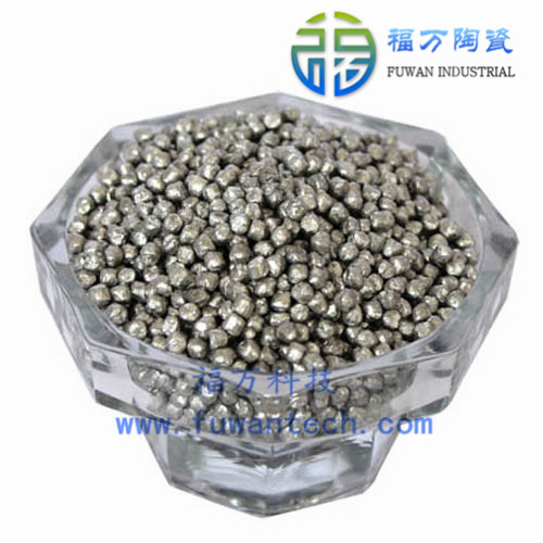 福万碱性球 碱性活化矿化球价格 大量供应碱性活化矿化球