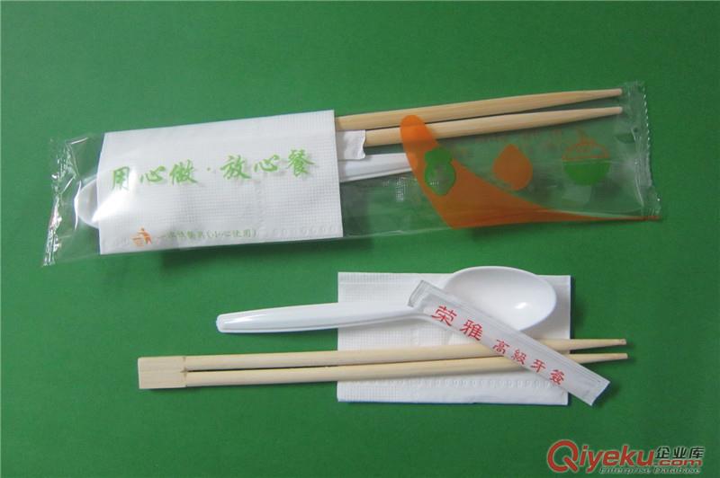 供应一次性环保餐具 一次性筷子四件套 一次性环保碗
