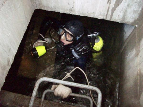 锦州水下安装 锦州水下安装队伍 中蛙人潜水