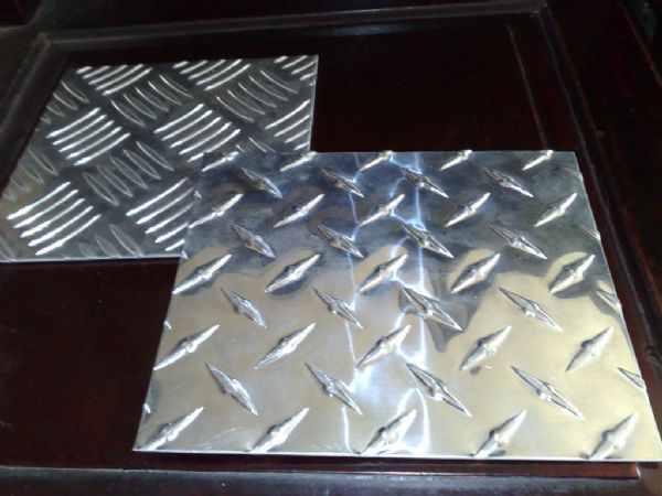 LY6花纹铝板材料