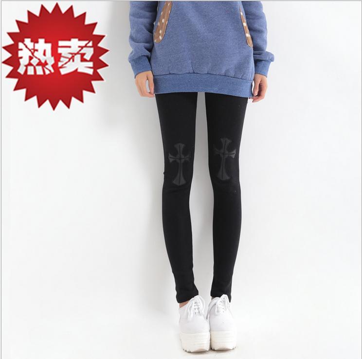 2014新款韩版黑色加绒保暖打底裤十字架图案打底裤厂家批发