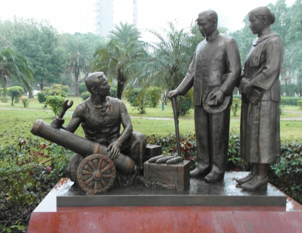 番禺校园雕塑