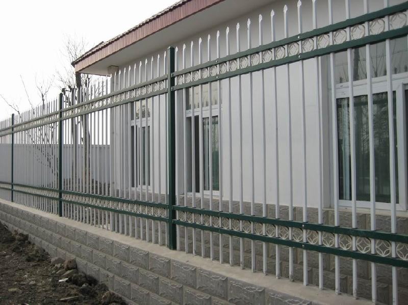 供应欧式护栏|围墙护栏|鹏鸣护栏