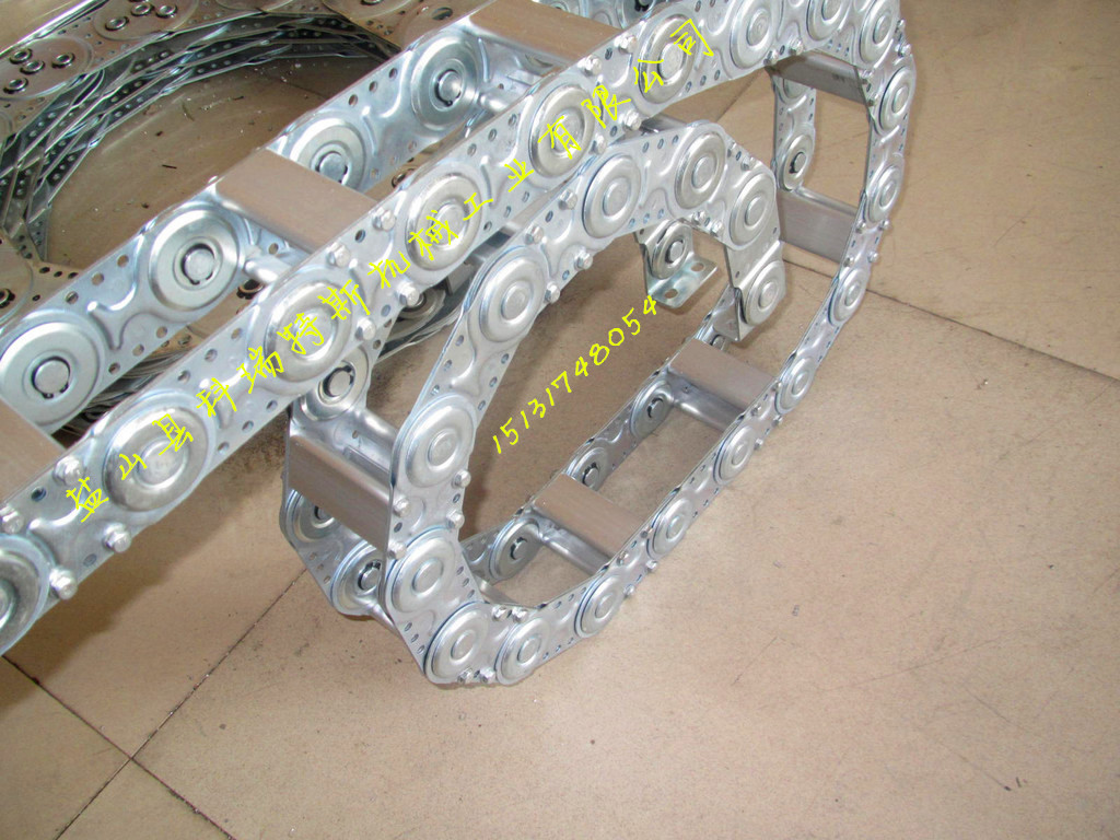 专业生产清障车液压油管专用配件-钢制拖链-尼龙拖链-油管导向链
