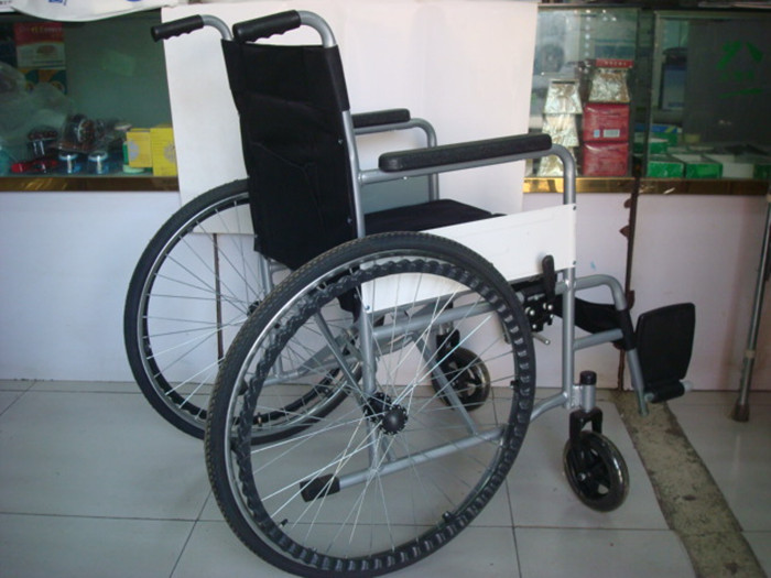 供应天津老年轮椅—可折叠天津老年轮椅—天津老年轮椅品质如一