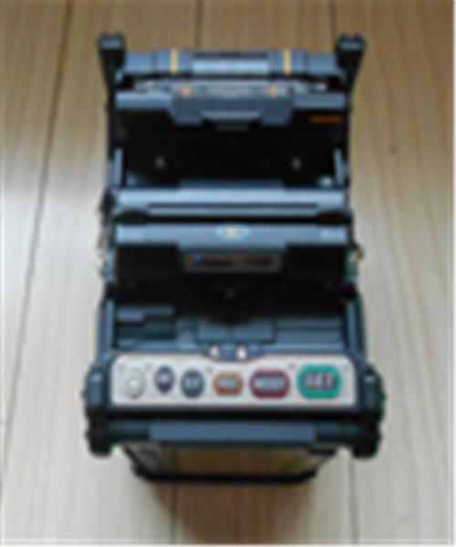 日本藤仓FSM-70R带状光纤熔接机
