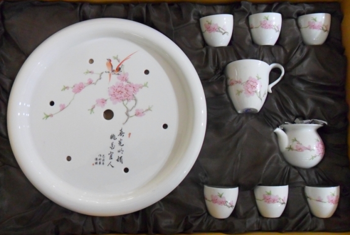 陶瓷礼品茶具，活动礼品茶具订做，手绘青花茶具批发，茶具厂家