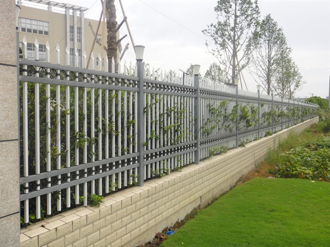 威海园林绿化护栏、威海市政草坪围栏、威海道路隔离防护围栏