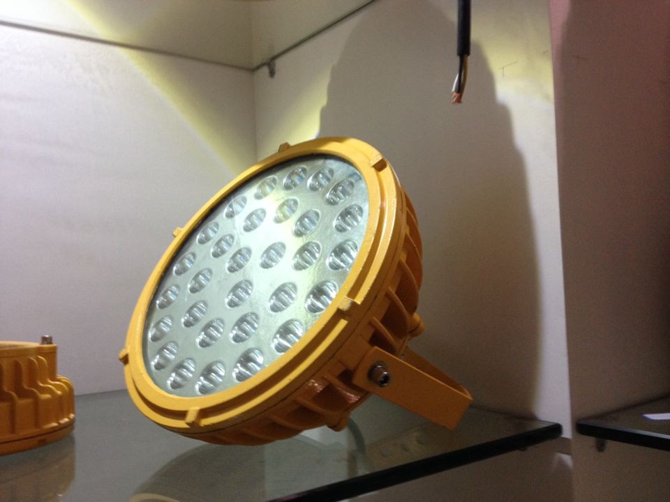 获取更多led信息-BFC6181ALED防爆灯 60W LED防爆灯 