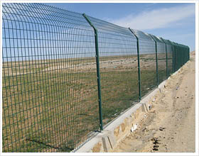 机场护栏网   工艺护栏网   刺绳防护网