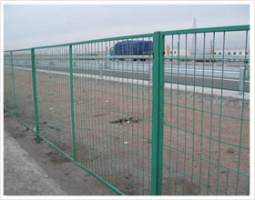 铁丝网栅栏围墙护栏网丝径300