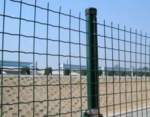 铁路护栏网金属护栏网价格定做护栏网孔径8*16