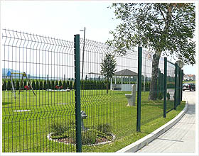 桃型柱护栏网围墙护栏网机场护栏网价格