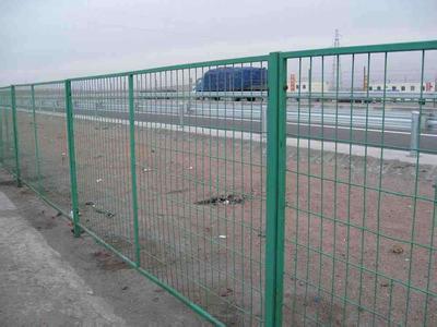 高速护栏网价格,高速公路护栏,护栏网管