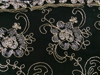 供应FL2140黑色网布金线满幅 花边 服装辅料  精致的刺绣满幅花边