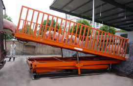 卸猪台屠宰场专用设备可用于三层装猪台